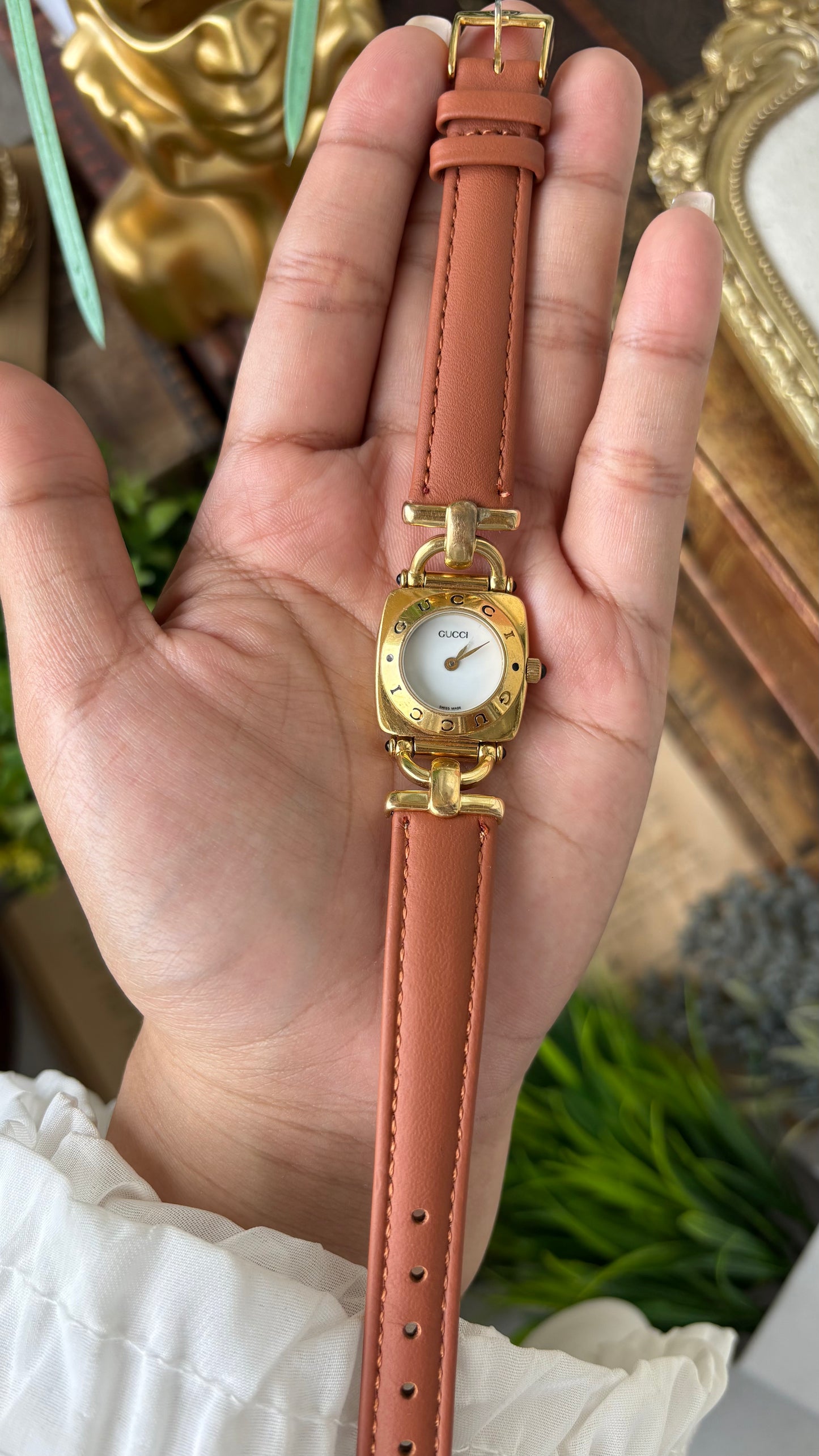 Vintage Gucci Swiss 6300L Horse-bit Watch in Gold Tone Brown Leather Quartz #00615