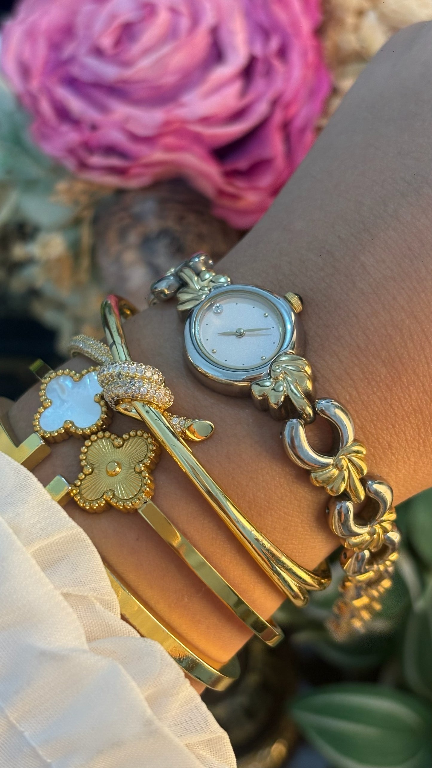 Rare Dainty Vintage Noevir by Citizen Oval Dial Leaf Motif Bracelet Watch in Two-Tone Quartz