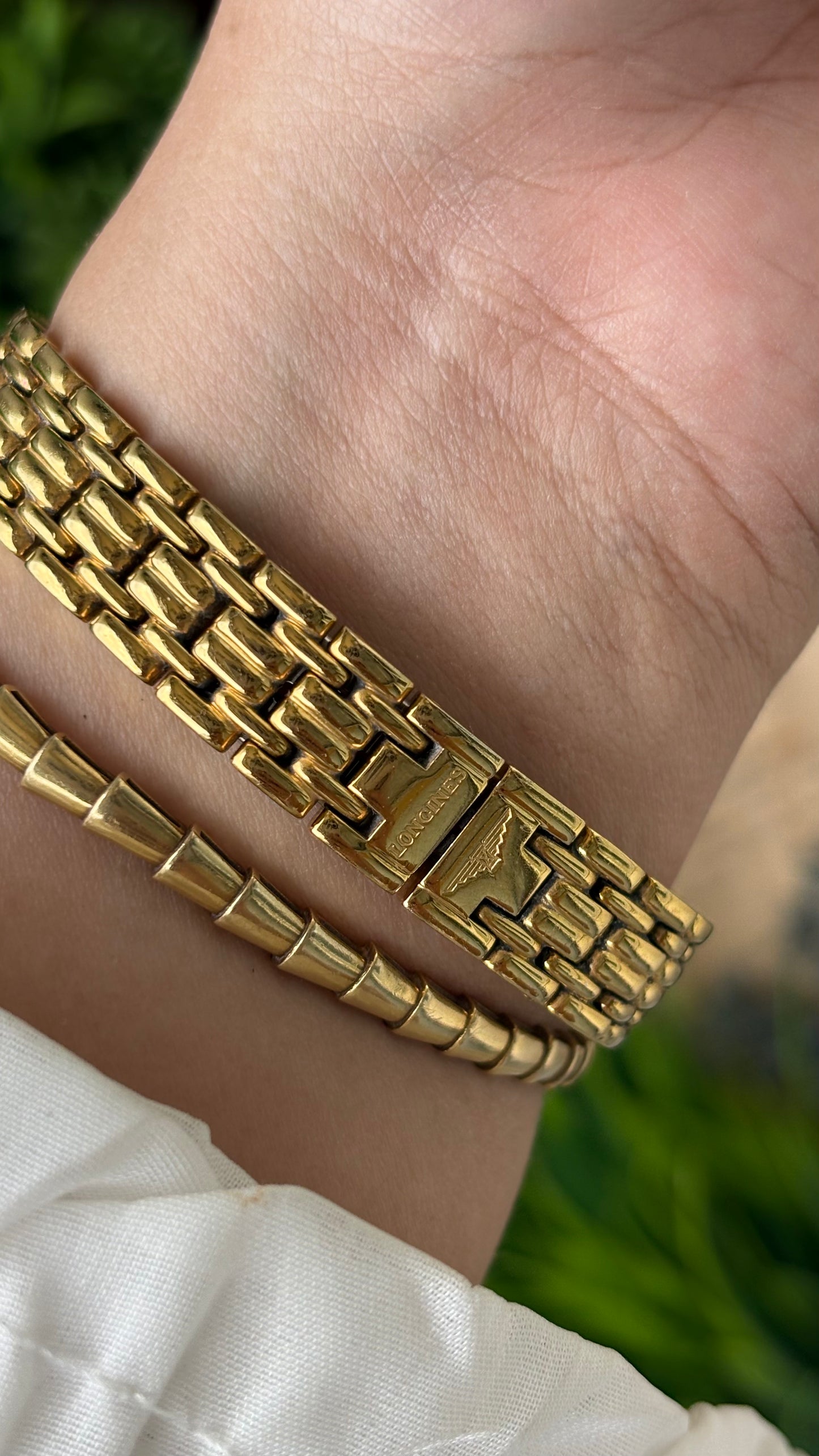 Rare Vintage Longines Swiss Date Window Classic Watch in Gold Tone Roman Dial Quartz #00631