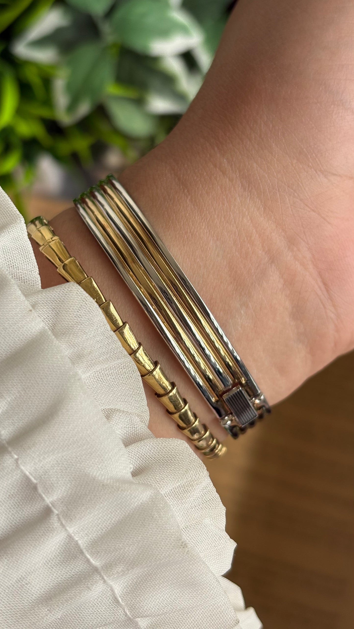 Extremely Rare Vintage Clowat by Seiko Watch in Two-Tone