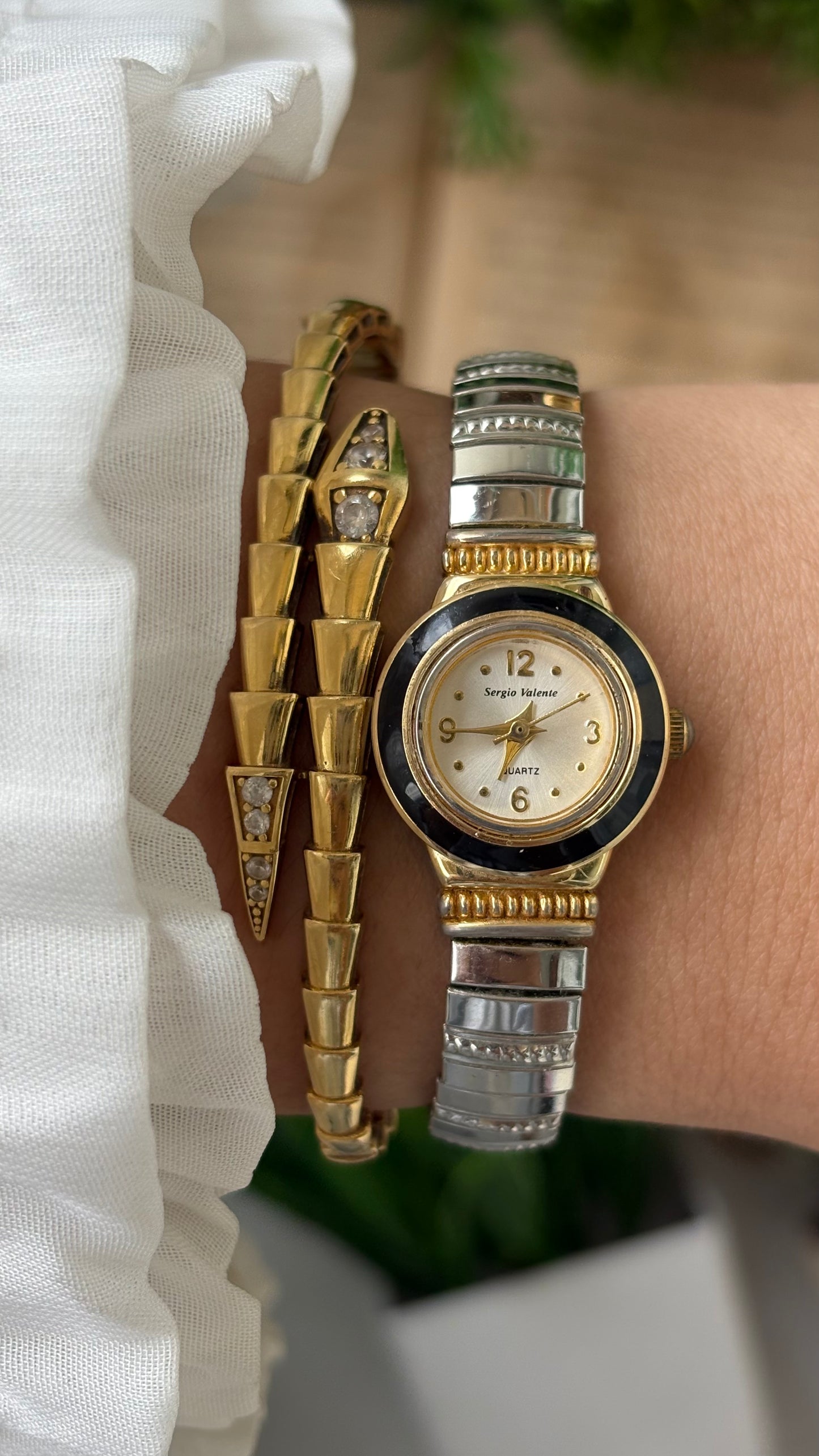 Extremely Rare Dainty Vintage Sergio Valente Interchangeable Bezel Stretchy Band Watch in Two-Tone Quartz #00633