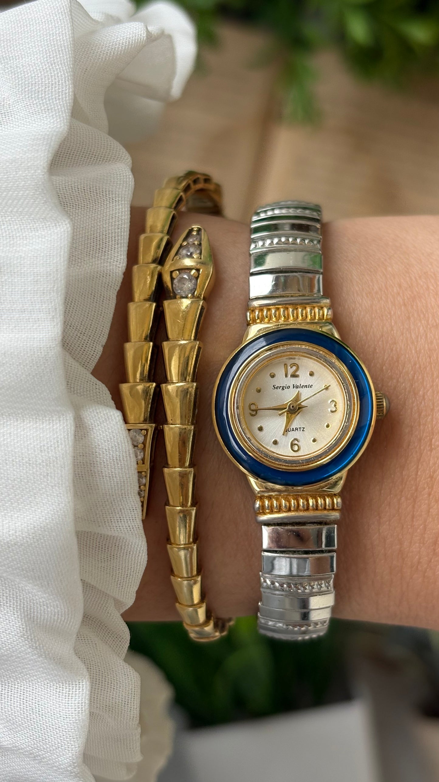 Extremely Rare Dainty Vintage Sergio Valente Interchangeable Bezel Stretchy Band Watch in Two-Tone Quartz #00633