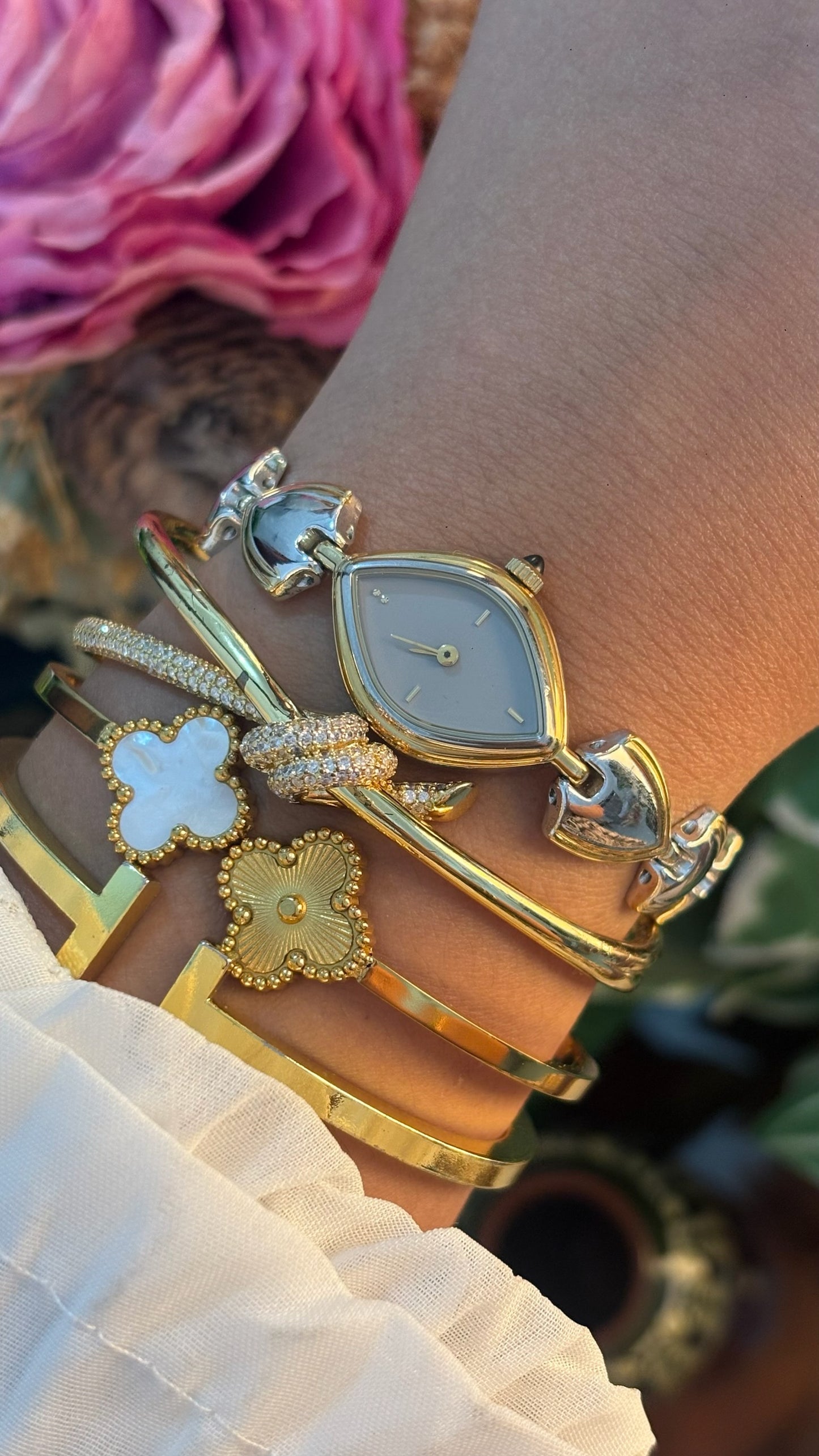 Rare Vintage Pola Eye-shape Dial Shield Links Bracelet Watch in Two-Tone Quartz