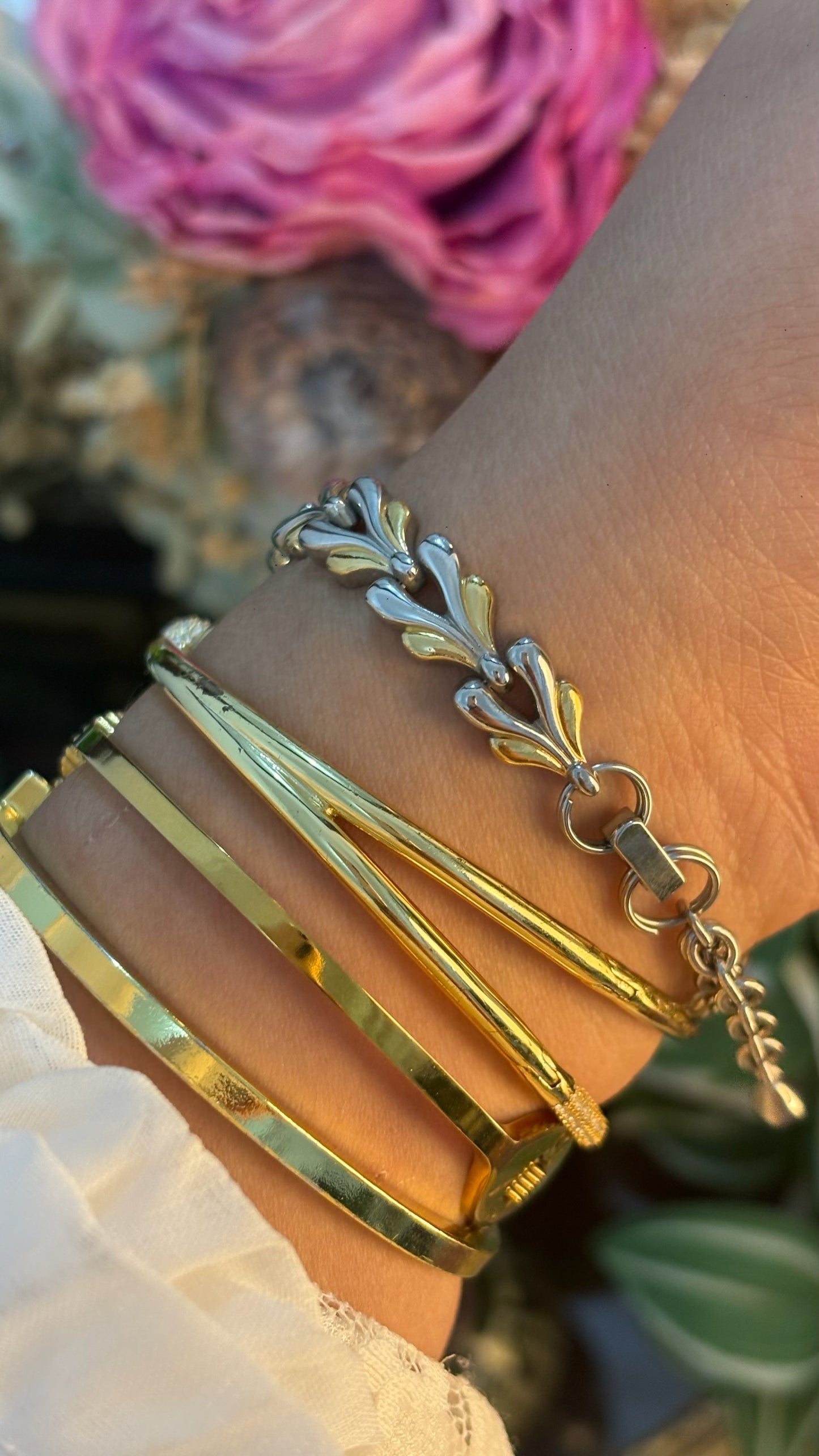 Dainty Vintage Ascott Park Polo Club Heart Link Bracelet Watch in Two-Tone Quartz