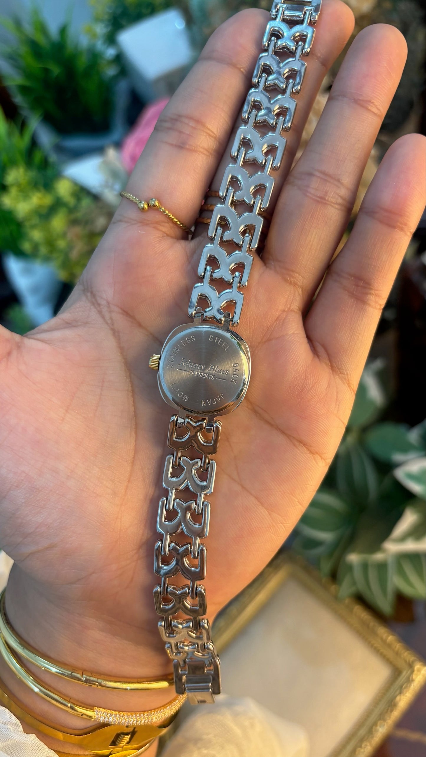 Vintage Johnny Blues Mini Square Dial Hourglass Links Bracelet Watch in Two-Tone Quartz