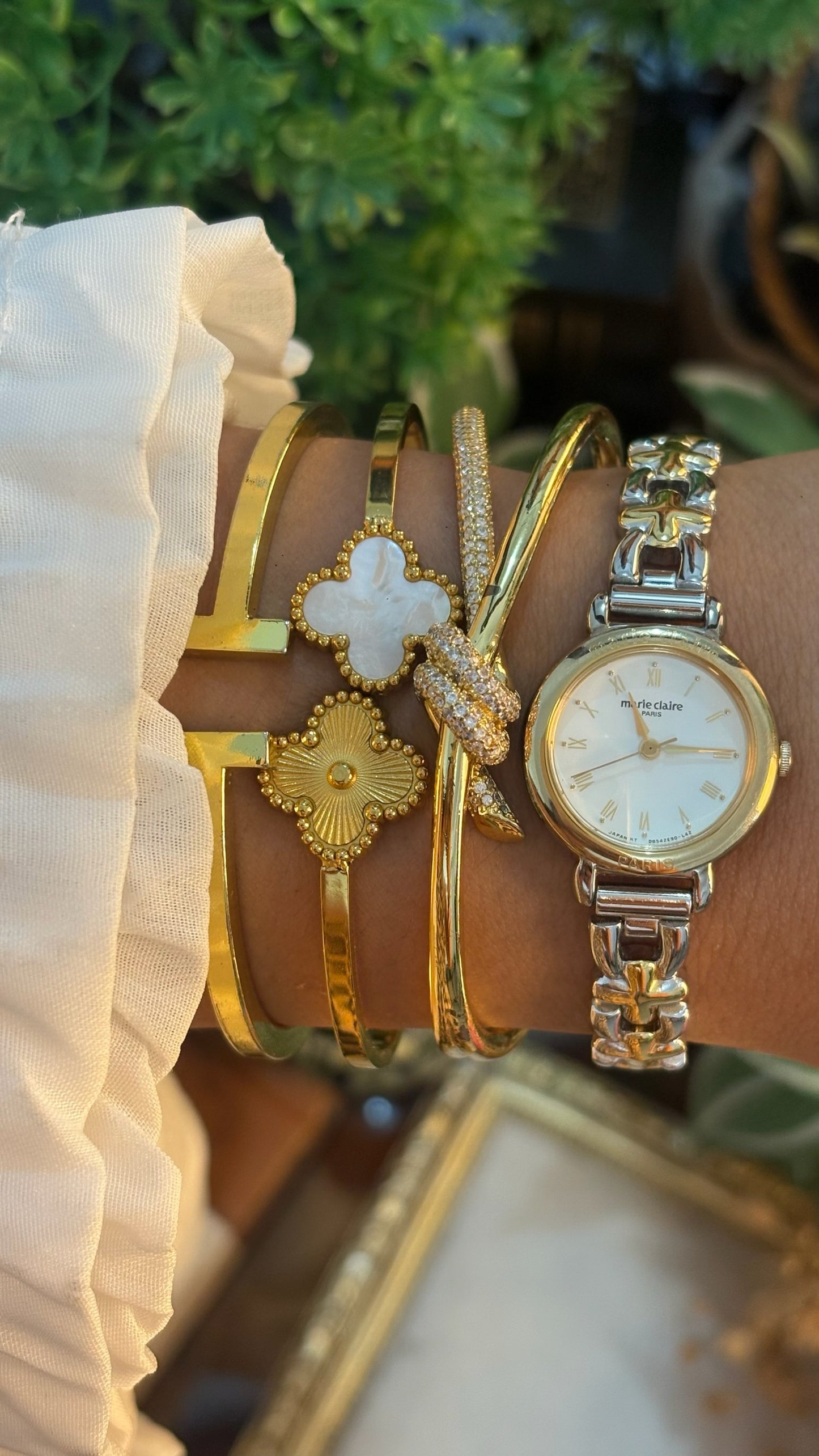 Vintage Marie Claire Wishbone Links Bracelet Watch in Two-Tone Quartz