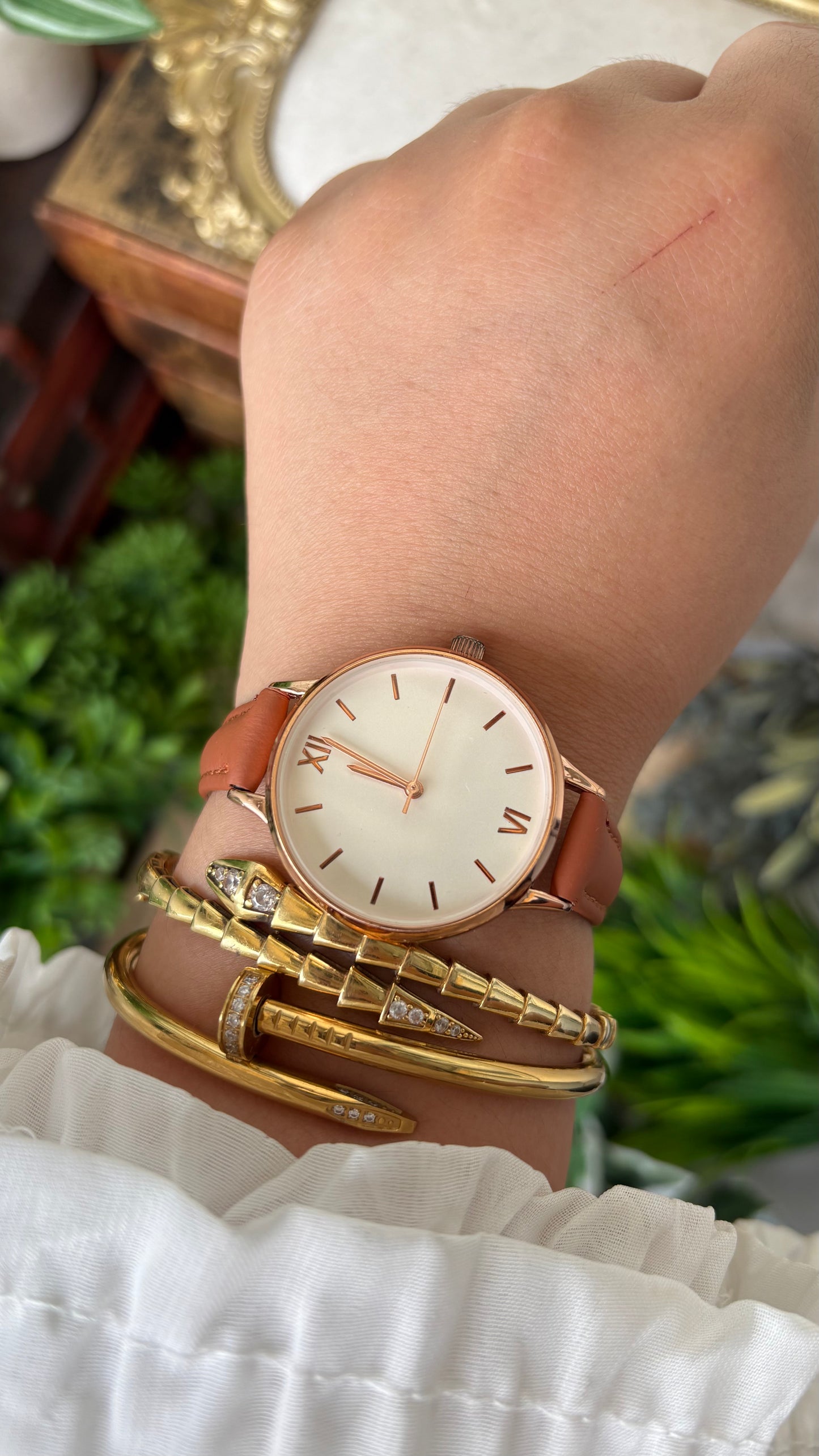 Vintage Japan Quartz Minimalist Watch in Rose Gold Tone Honey Brown Leather #00918