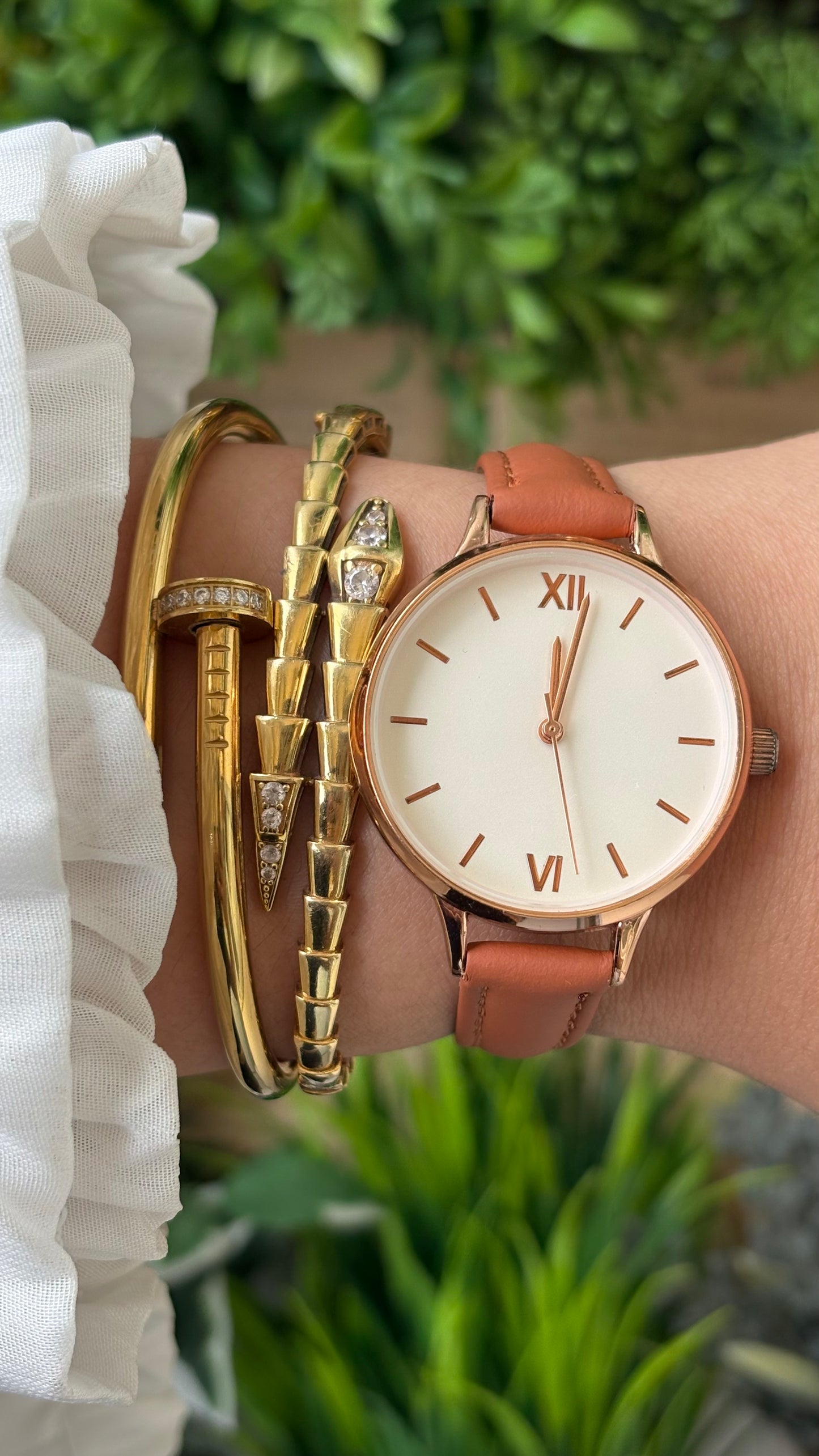 Vintage Japan Quartz Minimalist Watch in Rose Gold Tone Honey Brown Leather #00918