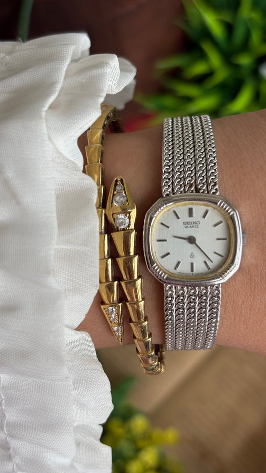 Extremely Rare Vintage Seiko Watch in Silver Tone Braided Style Bracelet