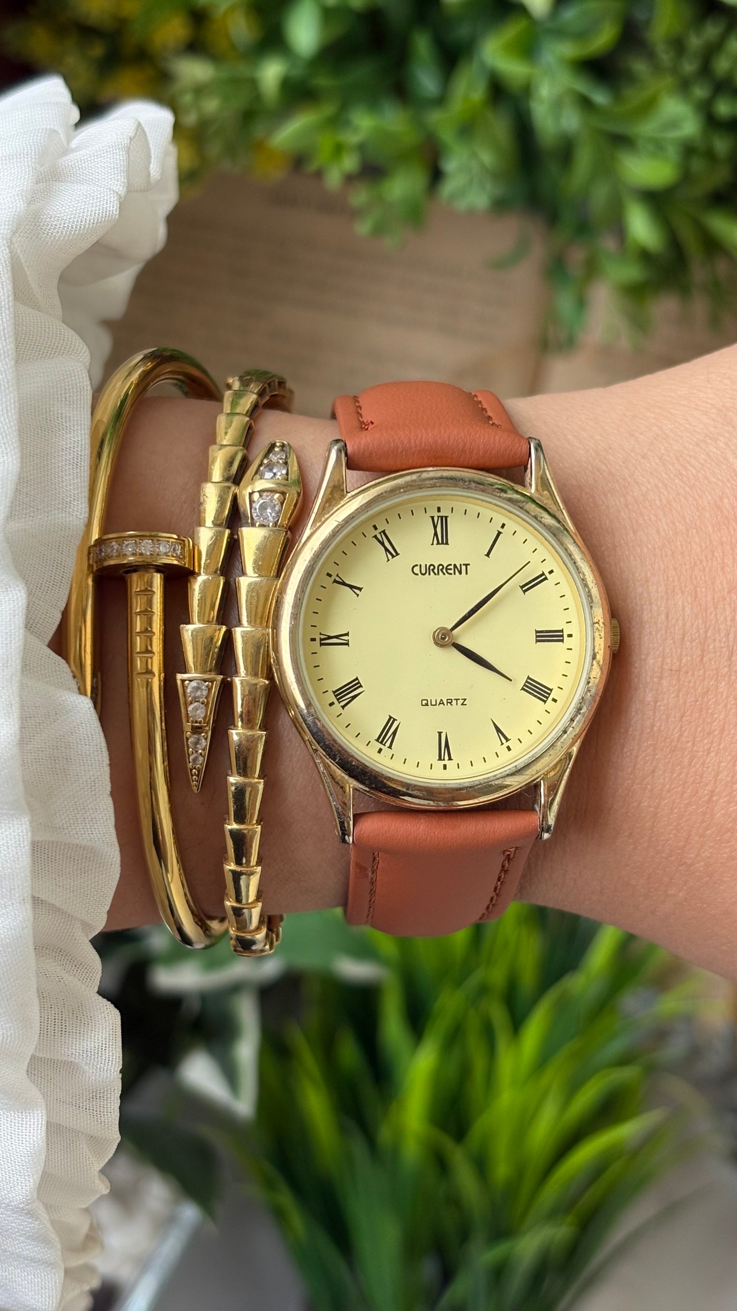 Vintage Current Men's Watch in Gold Tone Honey Brown Leather Yellow Dial Quartz #00903