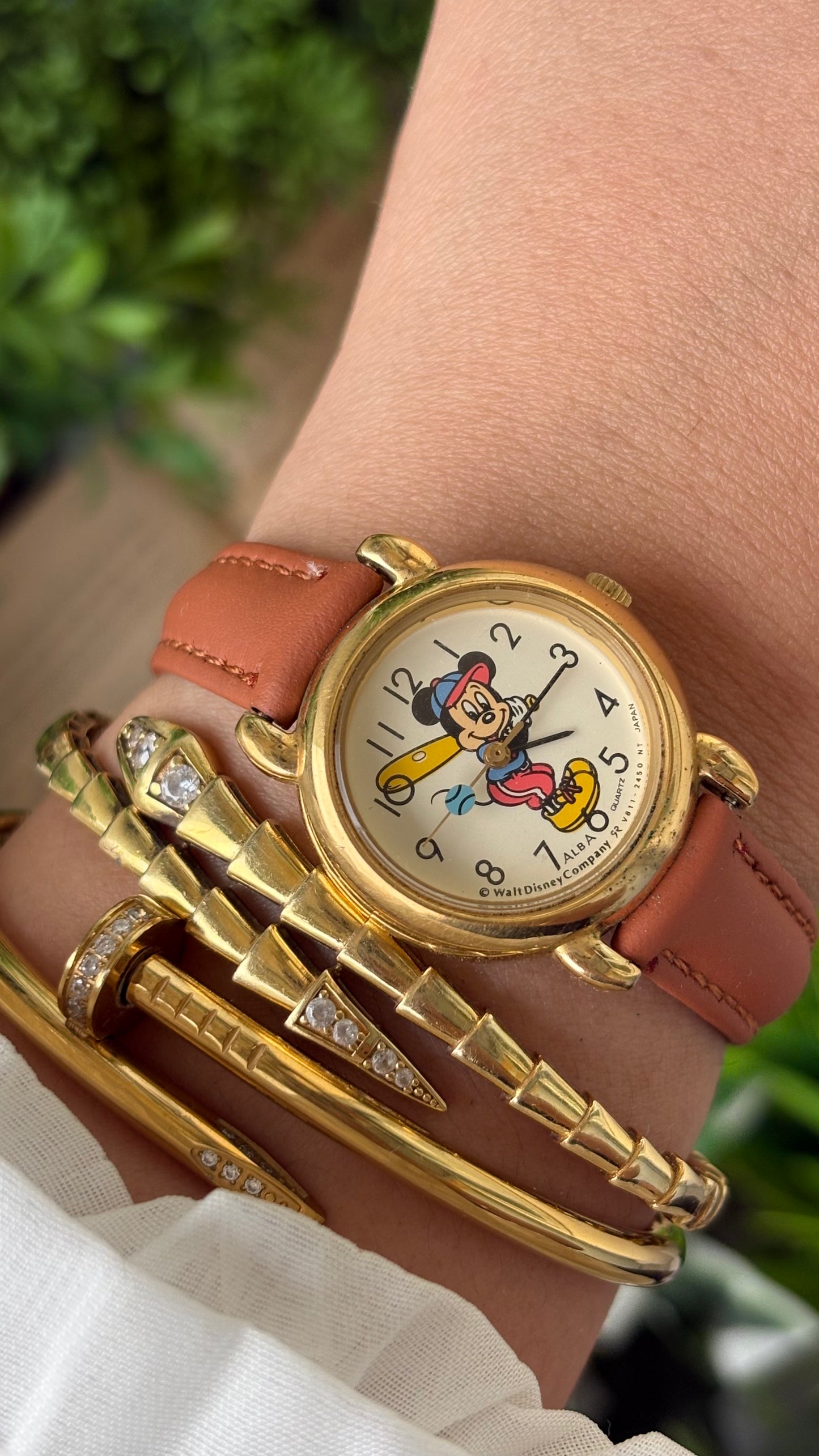 Rare Vintage Alba Mickey Mouse Baseball Watch in Gold Tone Honey Brown Leather Quartz #00906