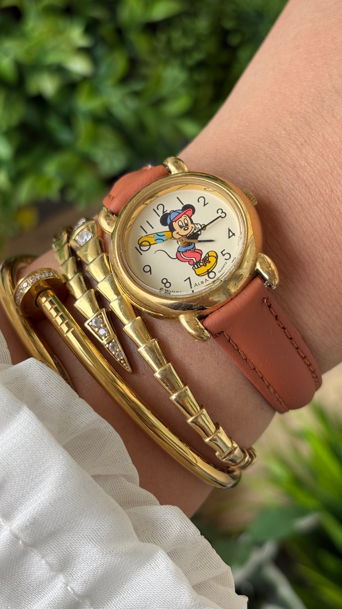 Rare Vintage Alba Mickey Mouse Baseball Watch in Gold Tone Honey Brown Leather Quartz #00906