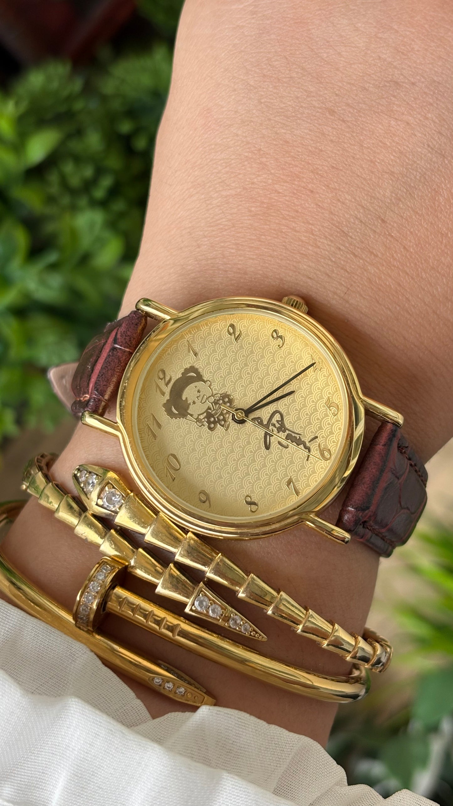 Vintage Aya Shimazu Japanese Men's Watch in Gold Tone Maroon Leather Quartz #00914