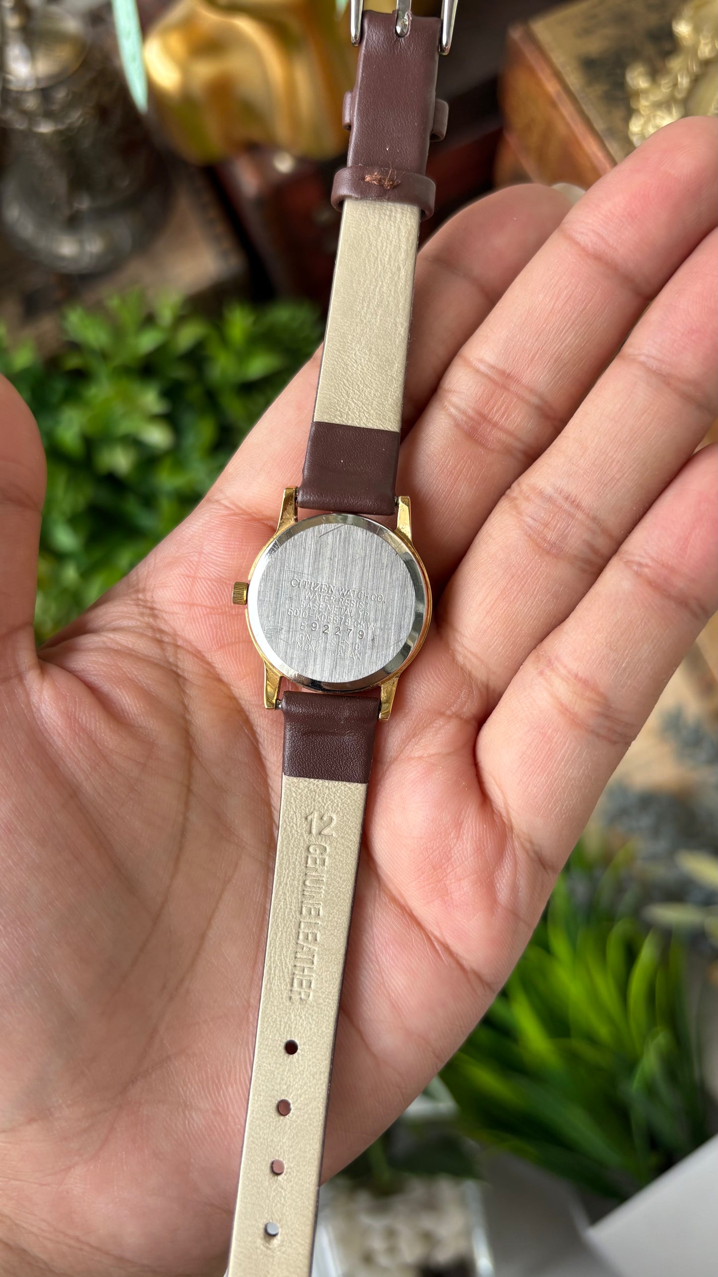 Vintage Citizen Date Window Watch in Gold Tone Brown Leather Black Dial Quartz #00934