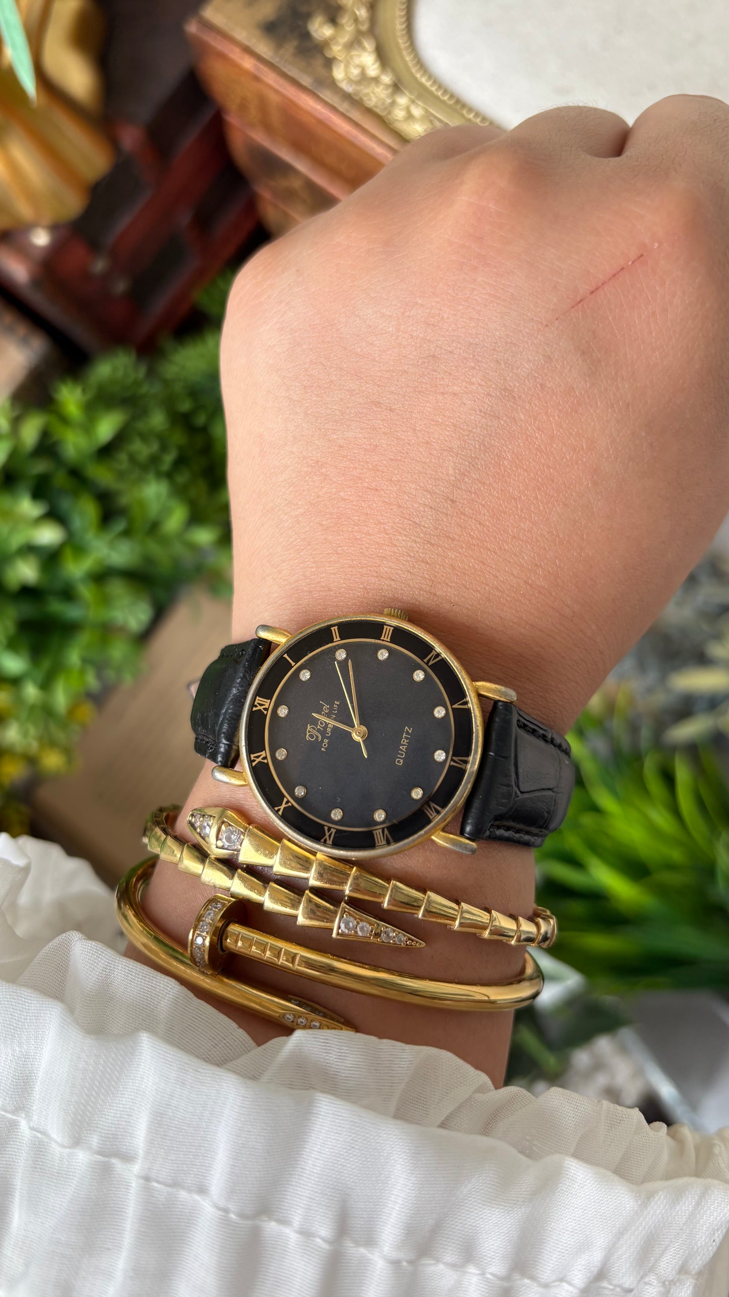 Vintage Profeel Elegant For Urban Life Watch in Gold Tone Black Leather Black Rhinestone Roman Dial Quartz #00928