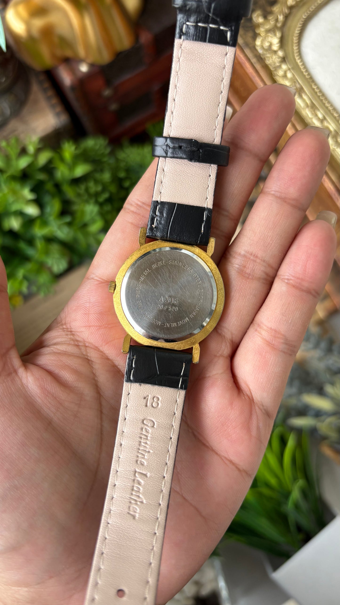 Vintage Profeel Elegant For Urban Life Watch in Gold Tone Black Leather Black Rhinestone Roman Dial Quartz #00928