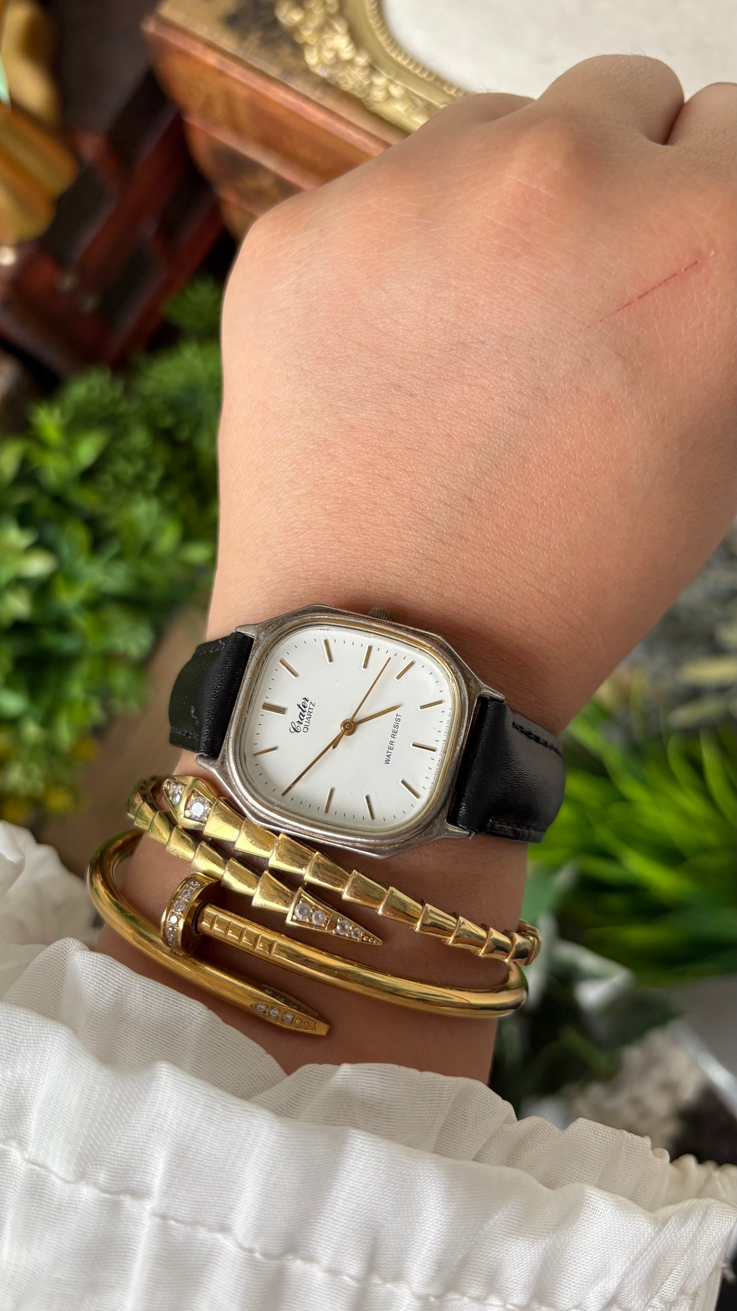 Vintage Crater Minimalist Tank Watch in Silver Tone Black Leather Quartz #00936