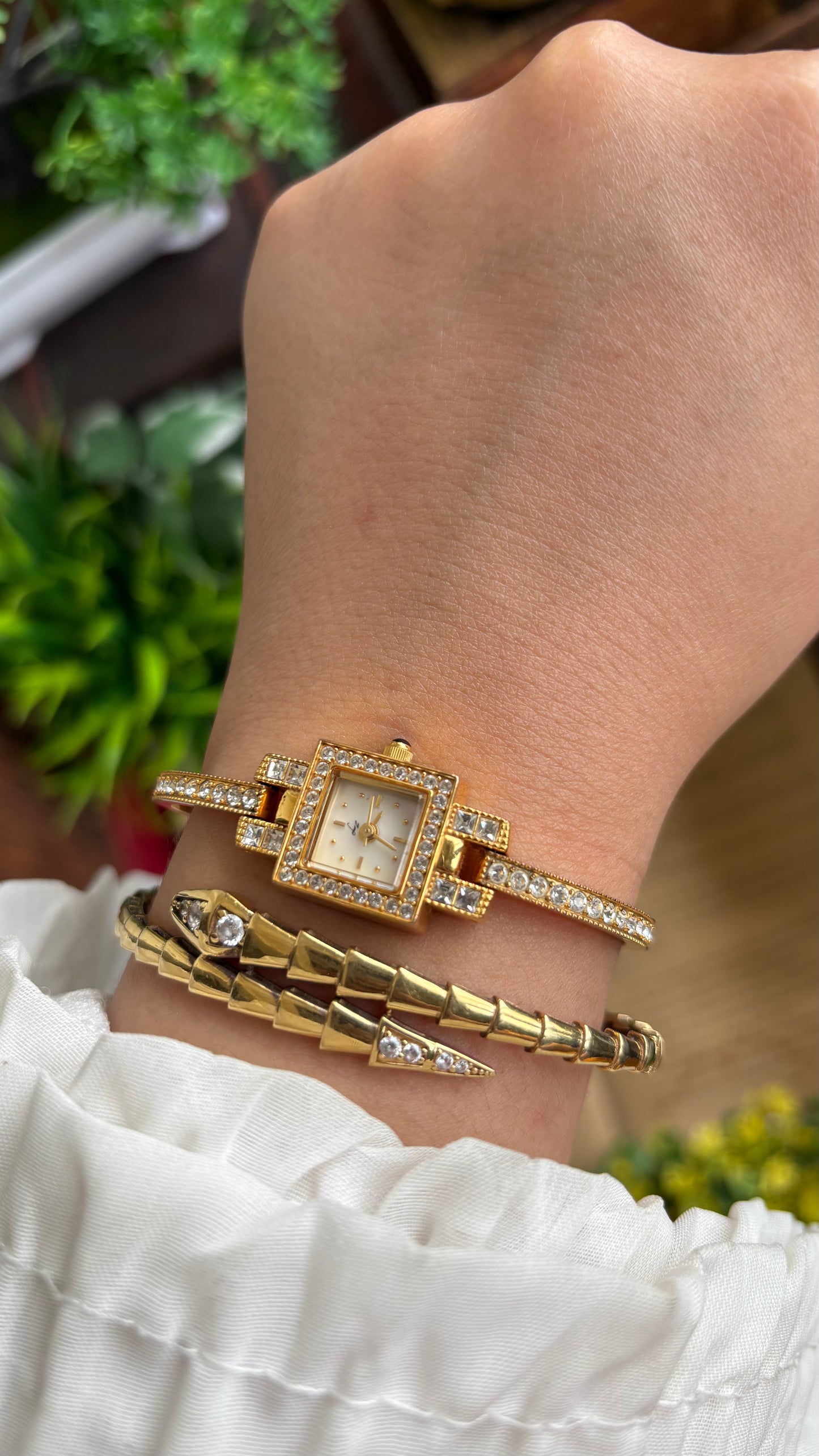Vintage LZ Fine Jewelry Swiss Tennis Bracelet Watch in Gold Tone Mother of Pearl Dial