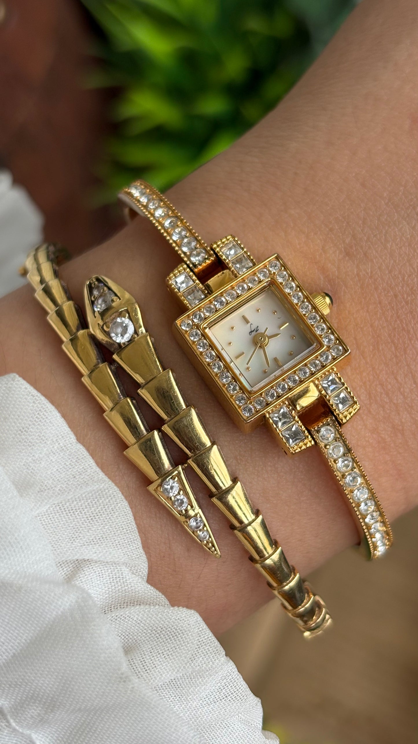 Vintage LZ Fine Jewelry Swiss Tennis Bracelet Watch in Gold Tone Mother of Pearl Dial