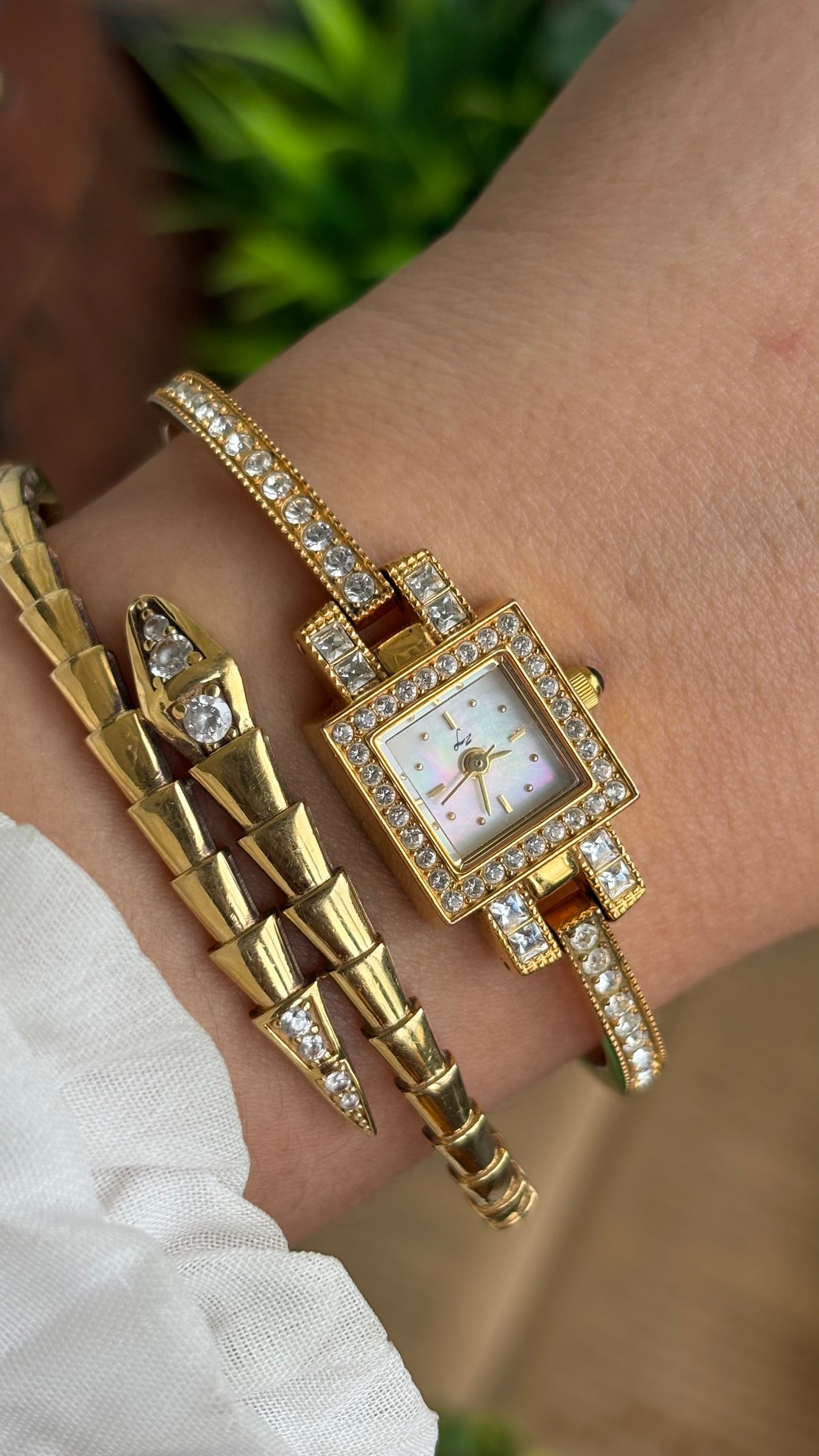 Vintage LZ Fine Jewelry Swiss Tennis Bracelet Watch in Gold Tone Mother of Pearl Dial