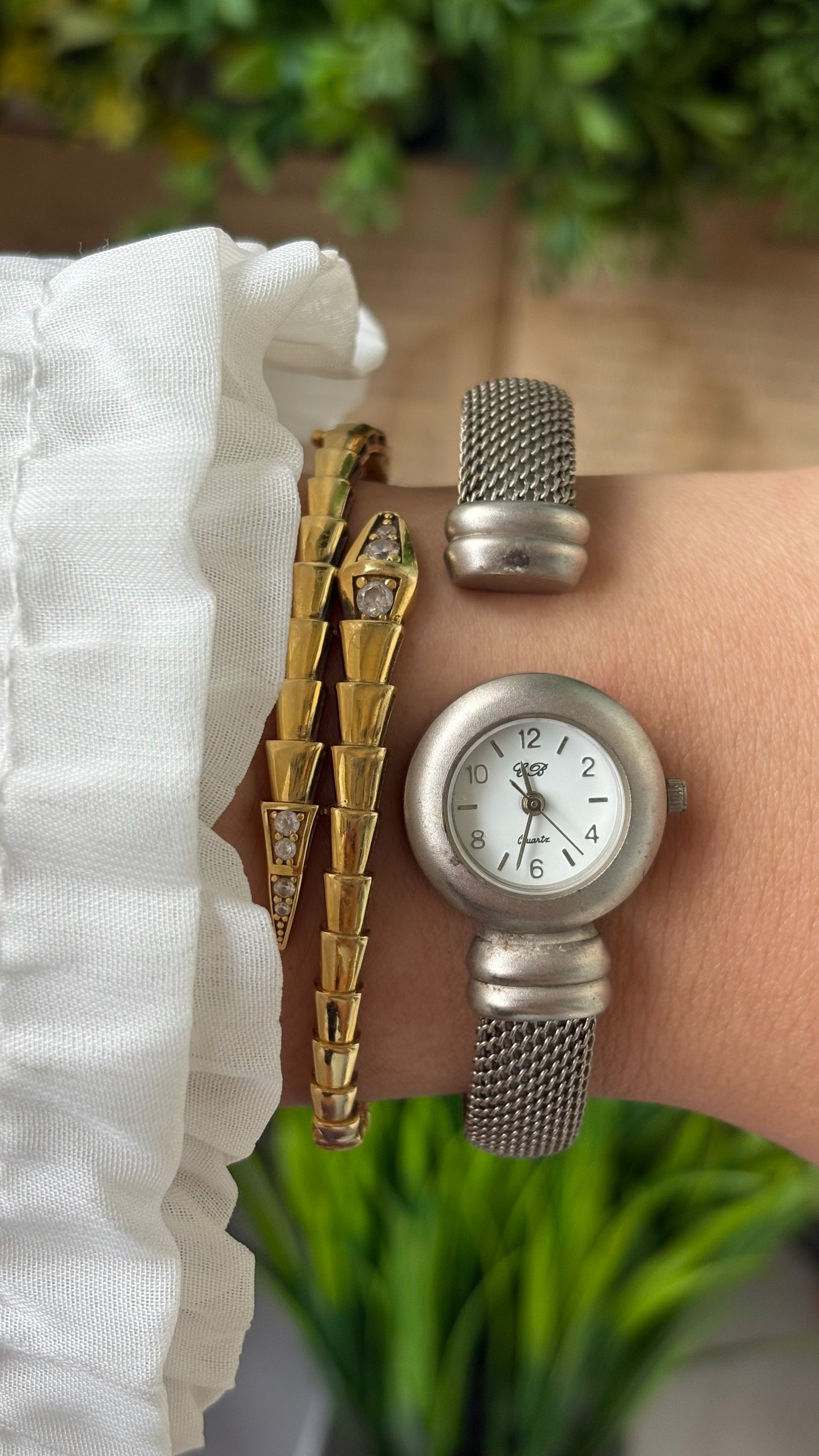 Vintage CB Mesh Bangle Watch in Silver Tone Quartz #00812