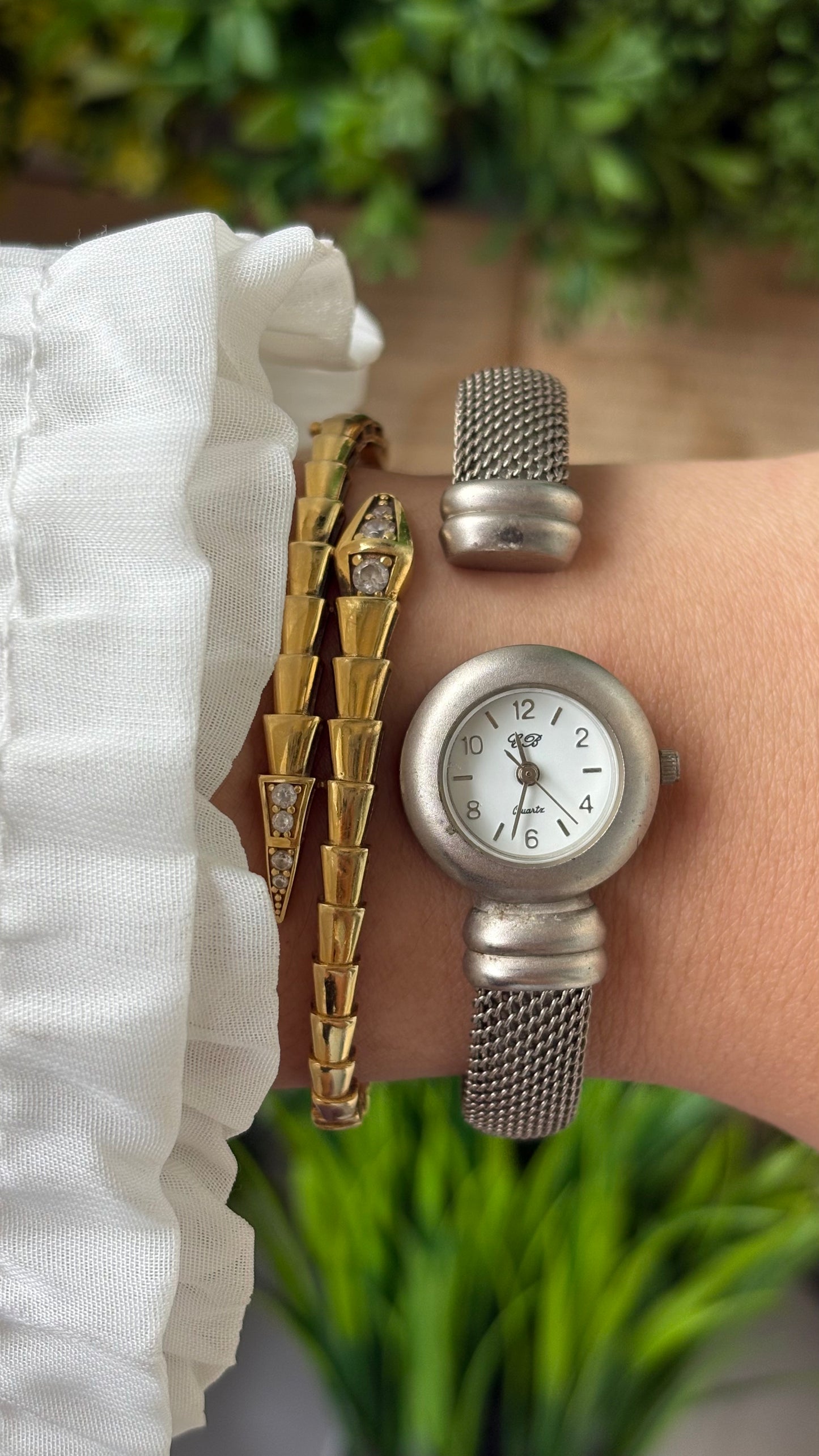 Vintage CB Mesh Bangle Watch in Silver Tone Quartz #00812