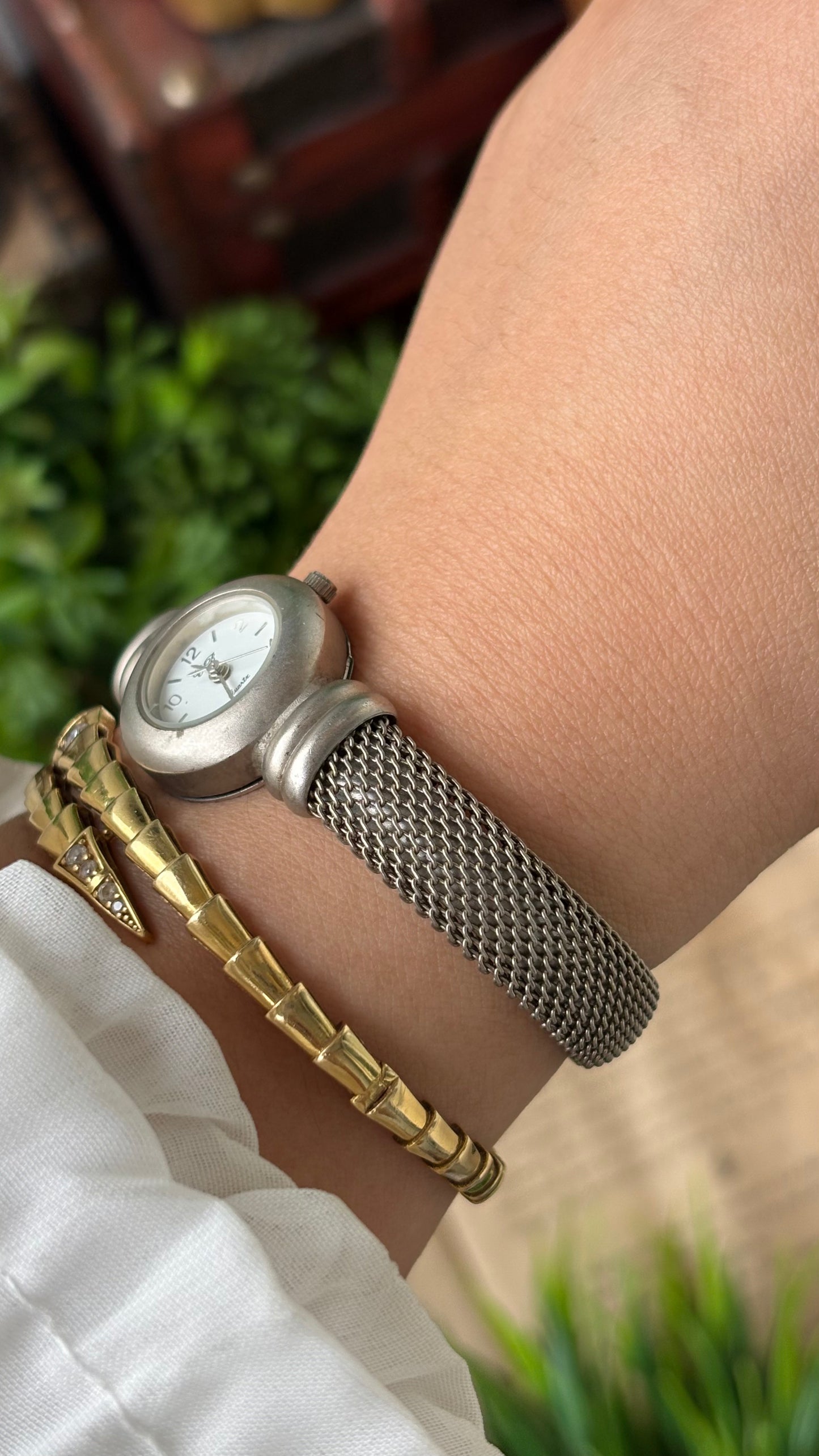Vintage CB Mesh Bangle Watch in Silver Tone Quartz #00812