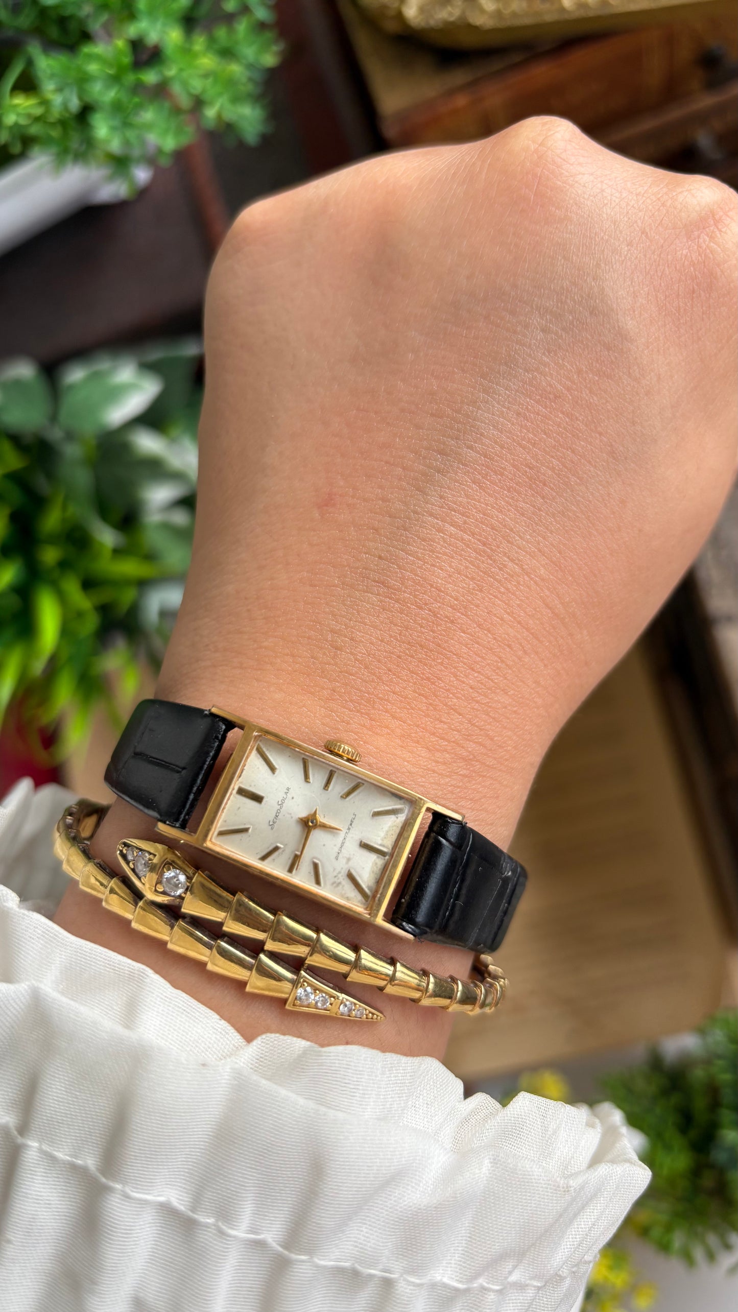 Vintage Seiko Solar Watch in Black Leather Strap