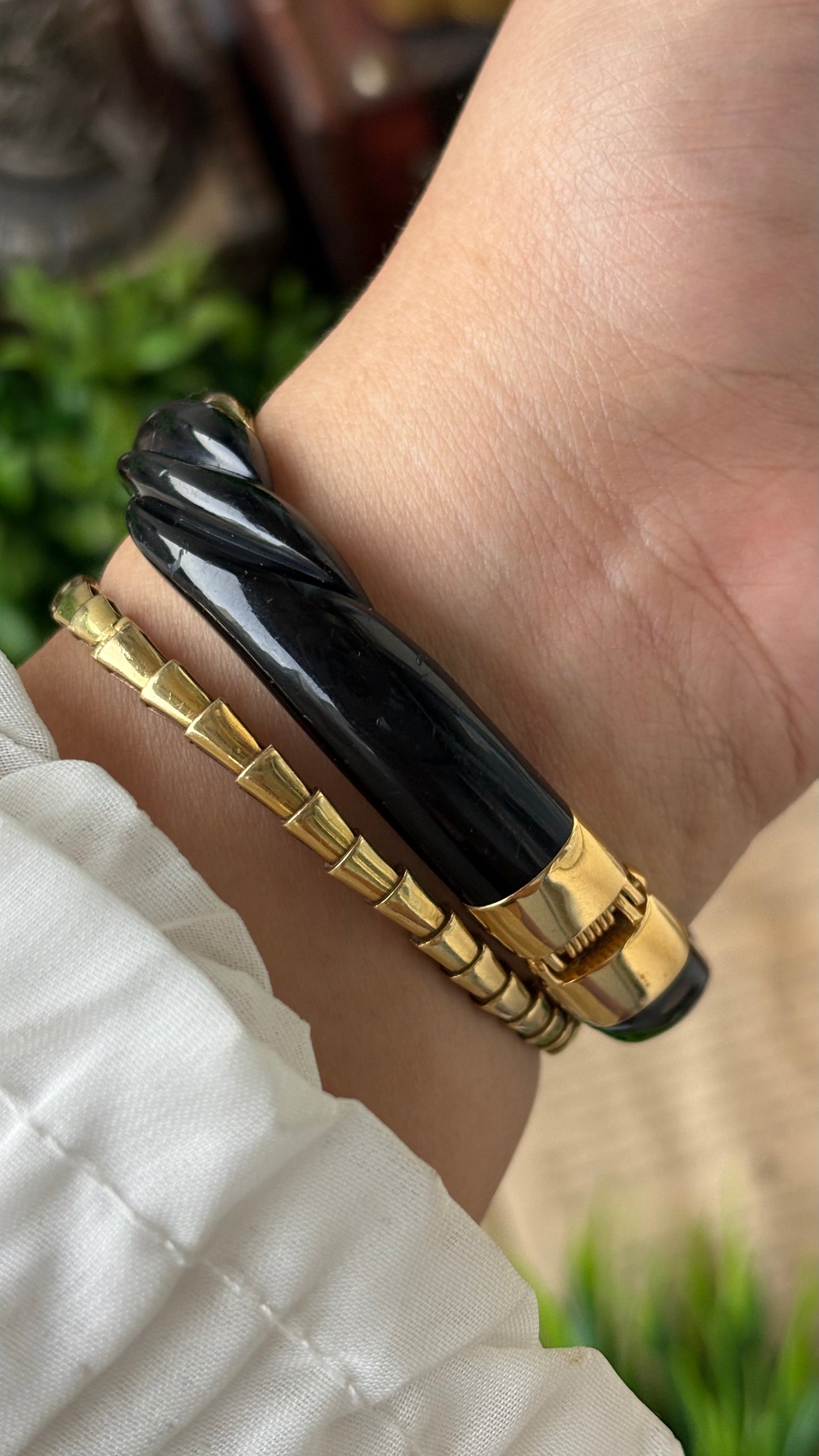 Extremely Rare Vintage Avon Goddess Watch in Gold Tone Black Acrylic Accent Black Dial Quartz #00807
