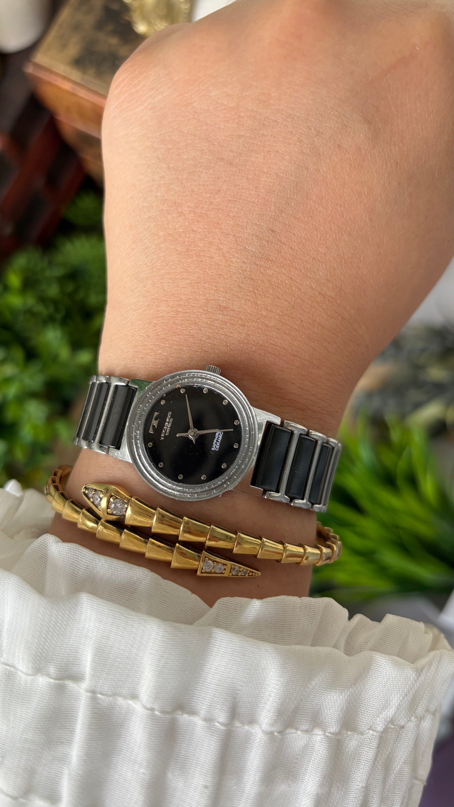 Rare Vintage Technos Ceramic Bracelet Sapphire Crystal Glass Watch in Silver Tone Quartz #00805