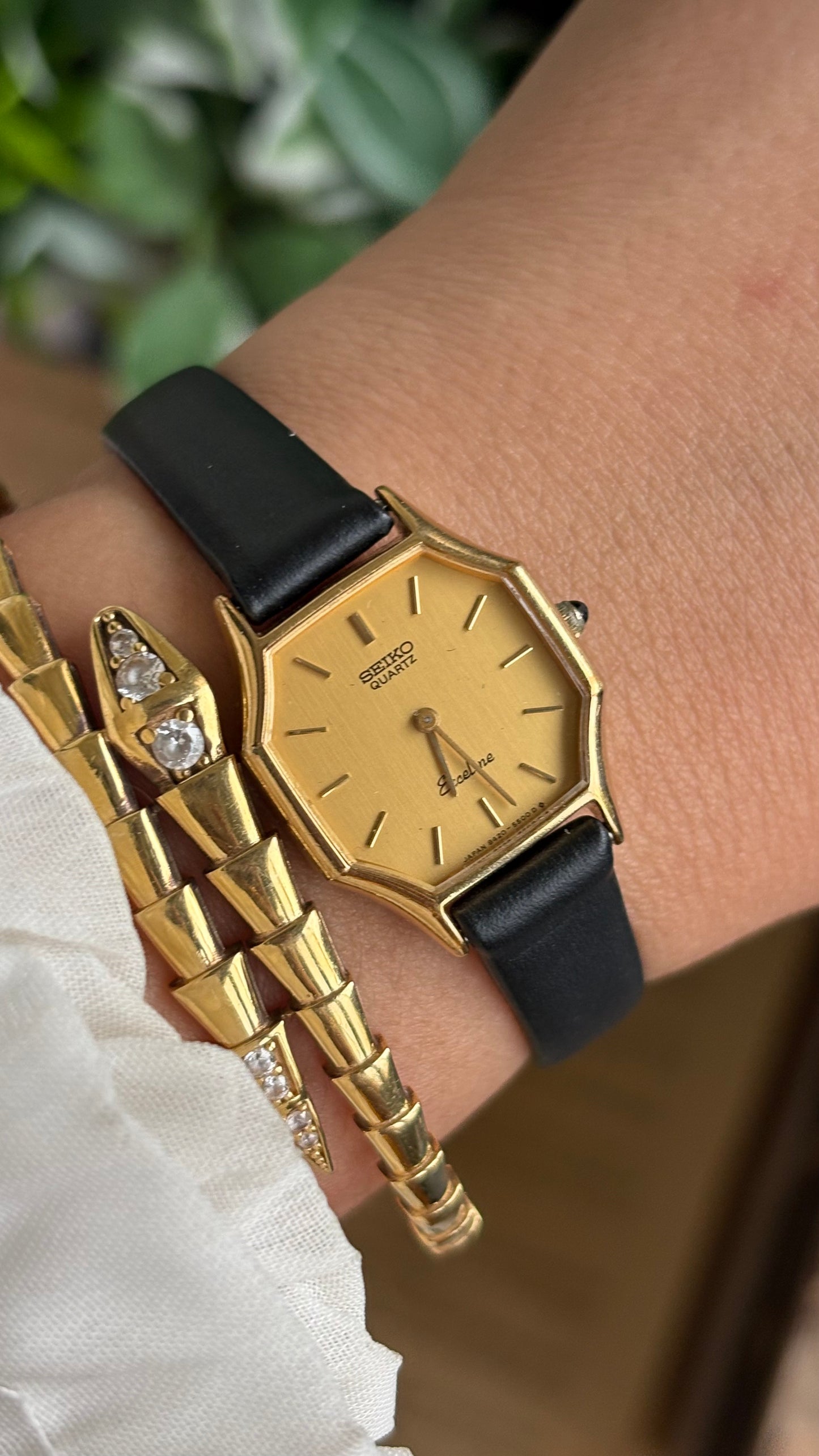 Vintage Seiko Exceline Watch in Black Leather Strap