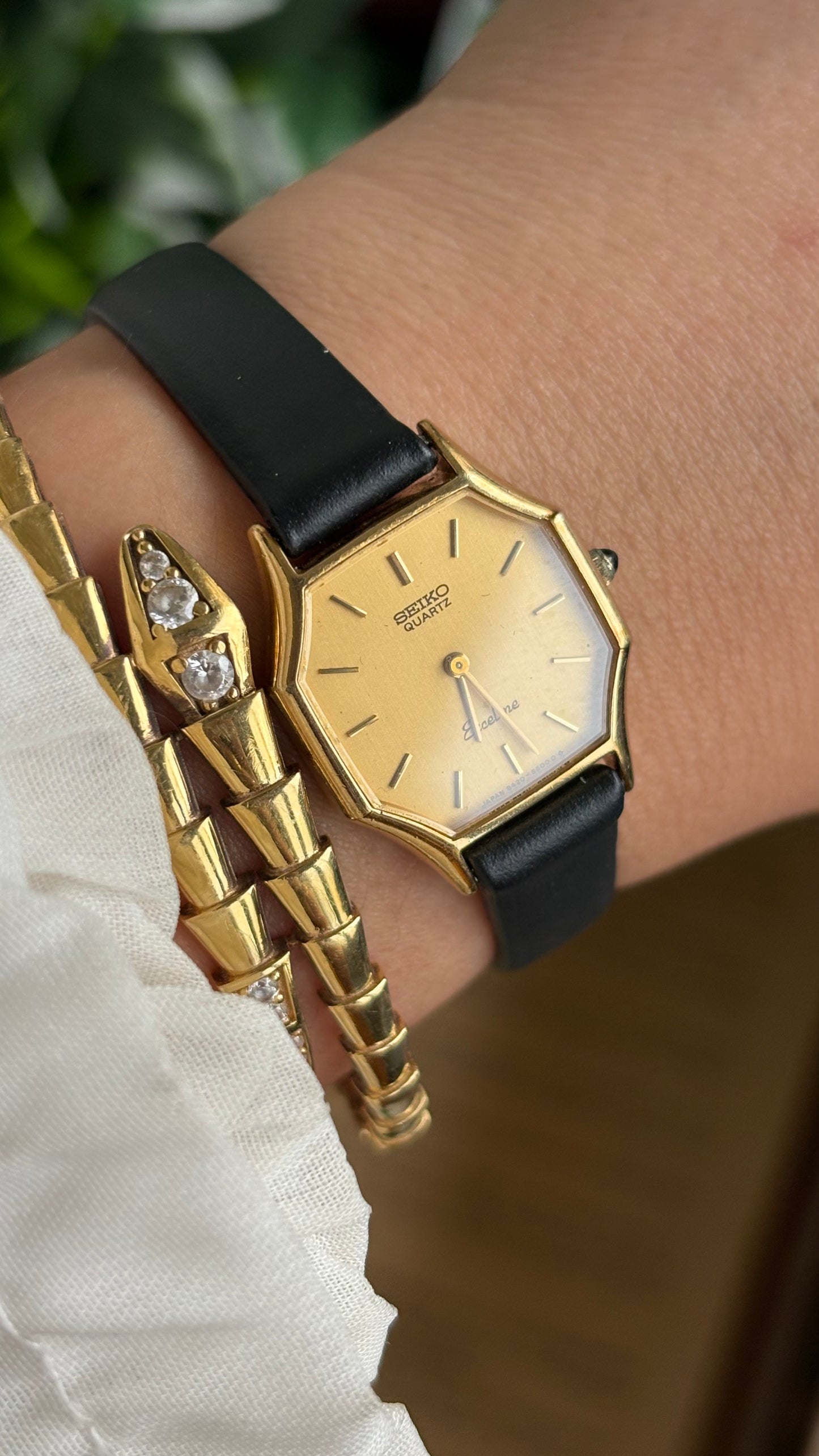 Vintage Seiko Exceline Watch in Black Leather Strap