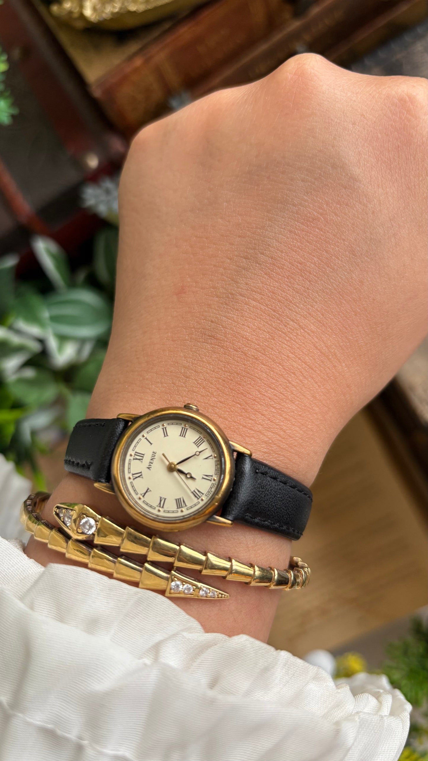 Vintage Avenue by Seiko Watch in Black Leather Strap Roman Dial
