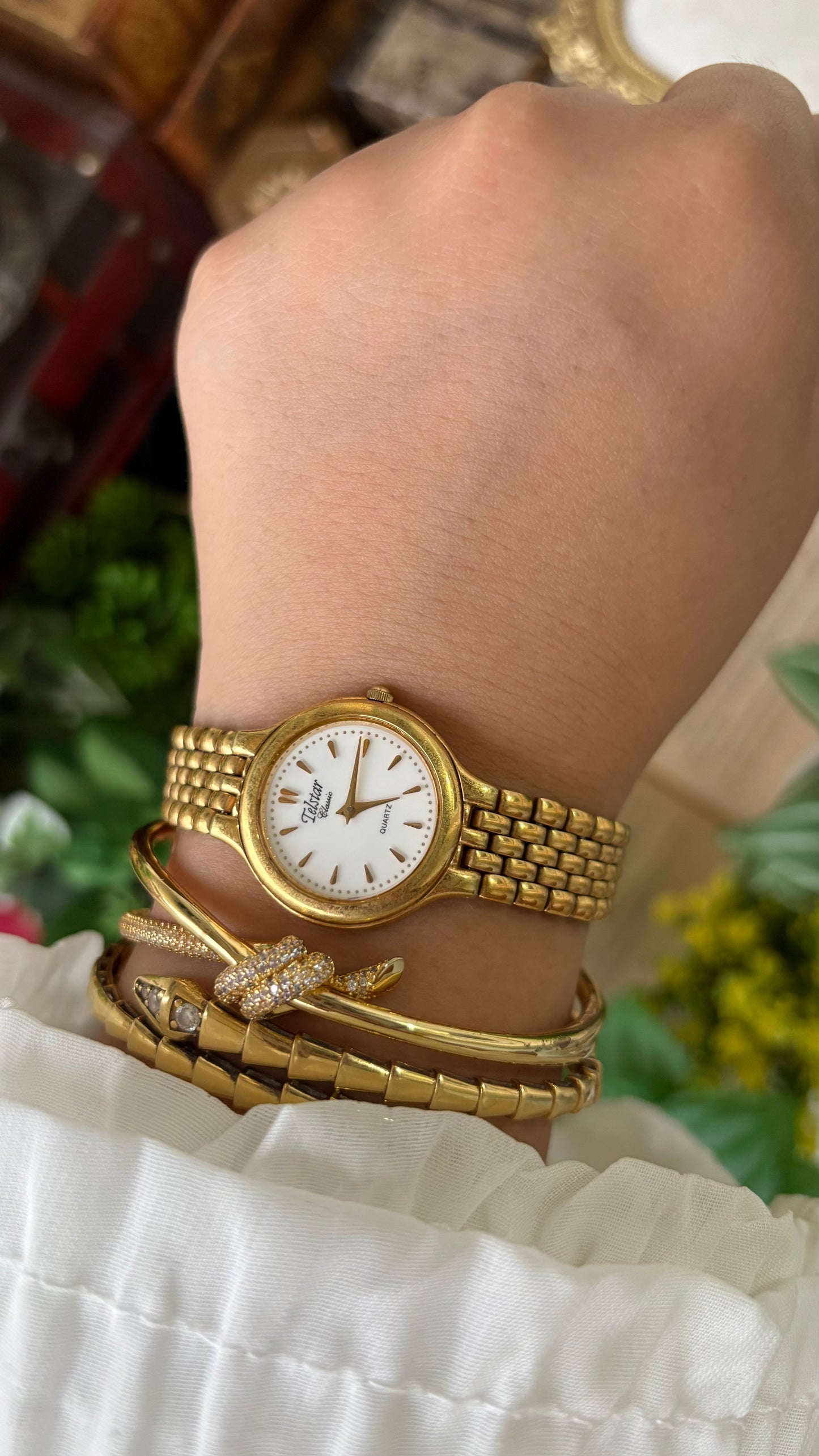 Vintage Telstar Classic Watch in Gold Tone Quartz