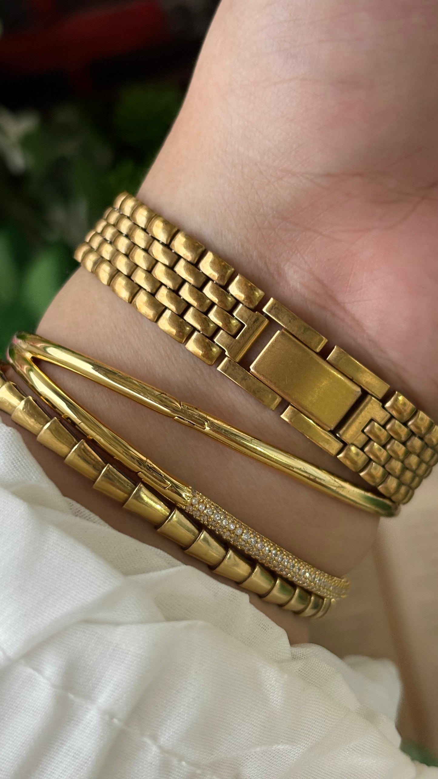 Vintage Telstar Classic Watch in Gold Tone Quartz