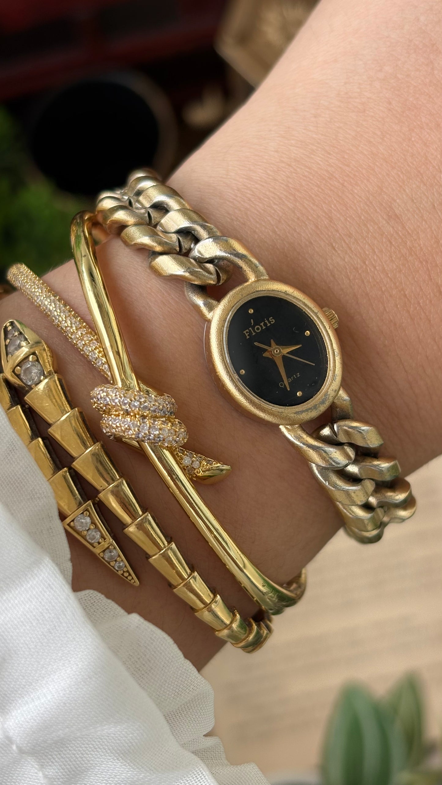 Vintage Floris Chain Watch in Gold Tone Black Dial Quartz