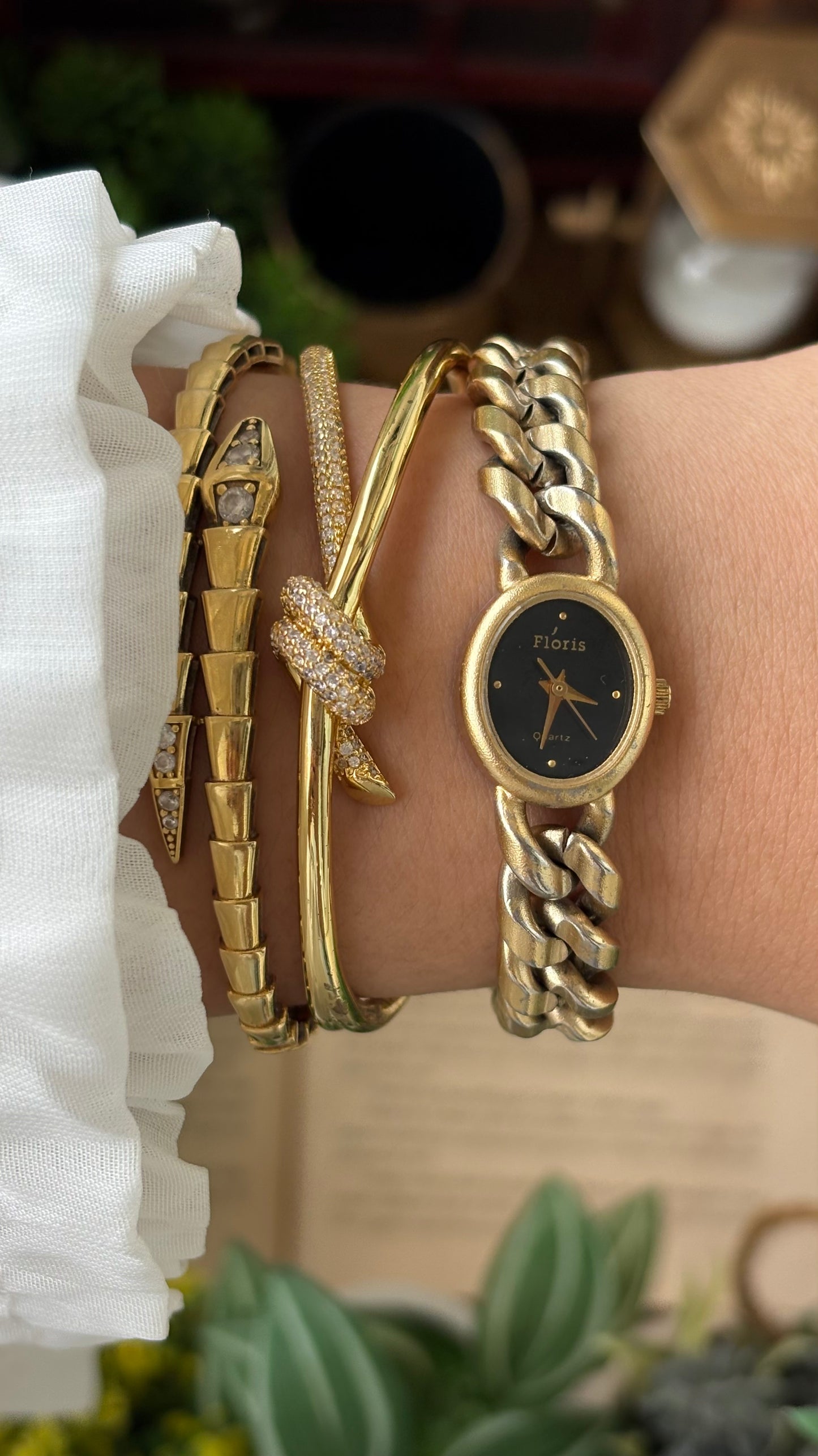 Vintage Floris Chain Watch in Gold Tone Black Dial Quartz