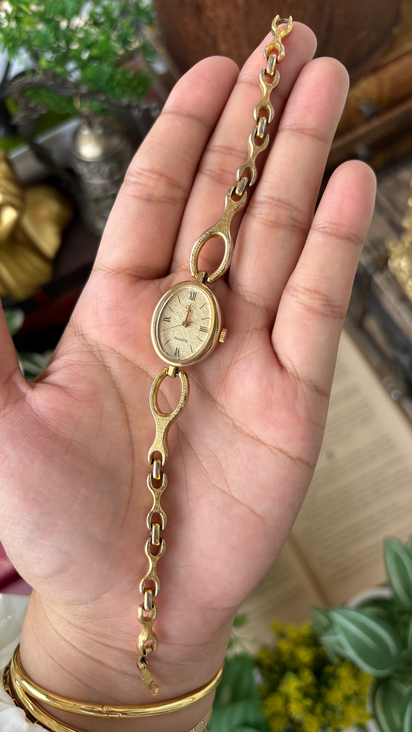 Vintage Dainty Citizen Noevir Bracelet Watch in Gold Tone Quartz