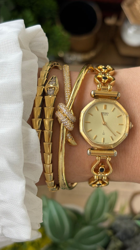 Rare Vintage Seiko Heart Bracelet Chain Watch in Gold Heptagon Dial Quartz