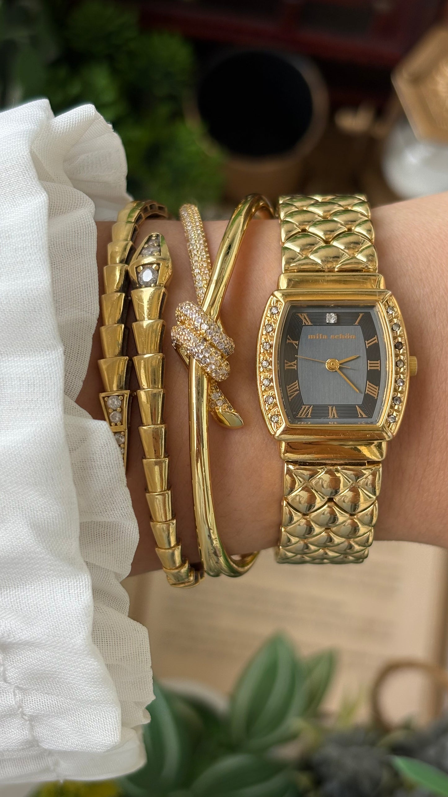 Vintage Mila Schon Watch in Gold Tone Franck Muller Inspired Quartz Quilted Bracelet